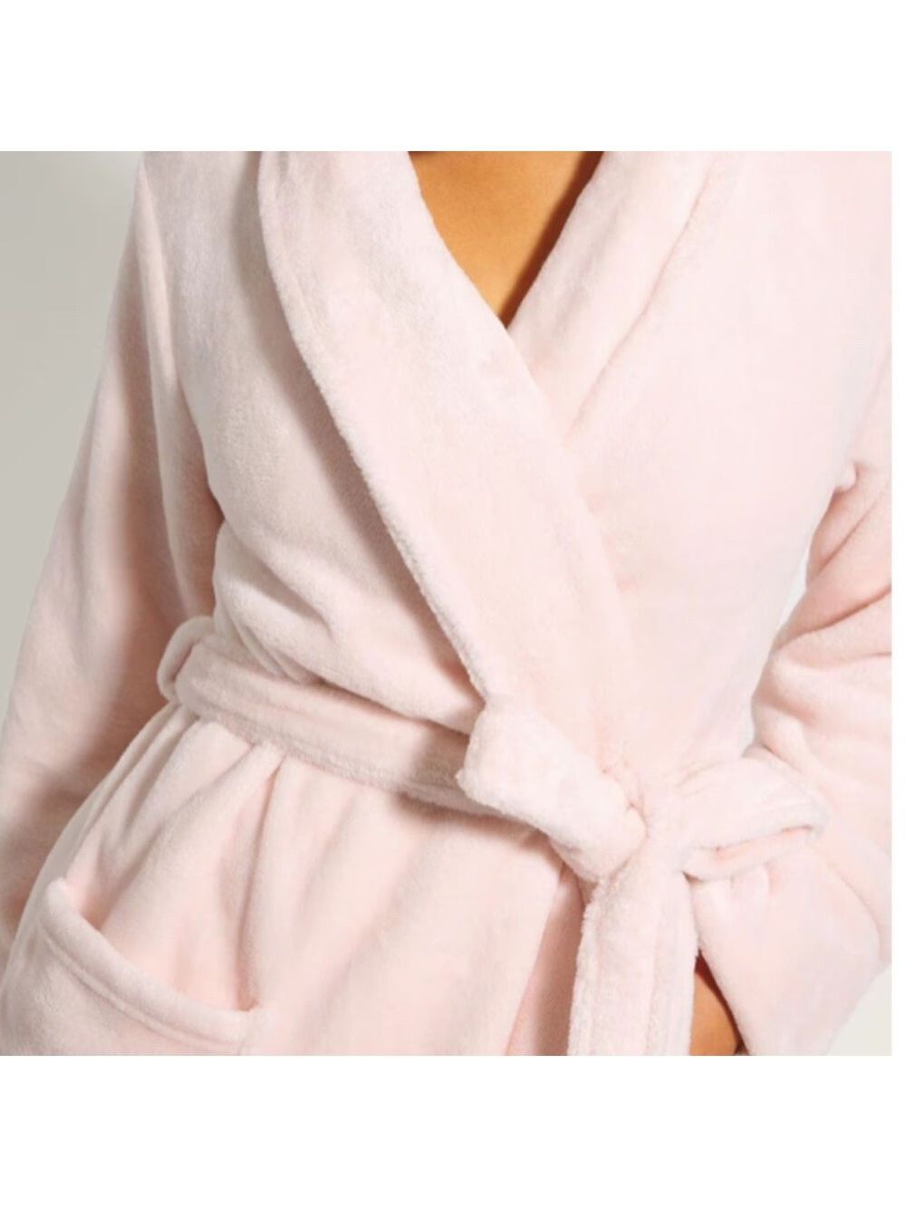 Soma Plush Robe - Picture 4 of 5